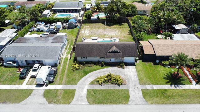 670 NW 16th St 670, Homestead, FL 33030