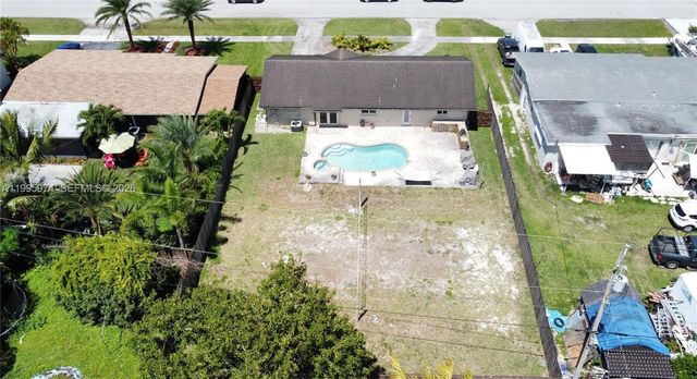 670 NW 16th St 670, Homestead, FL 33030