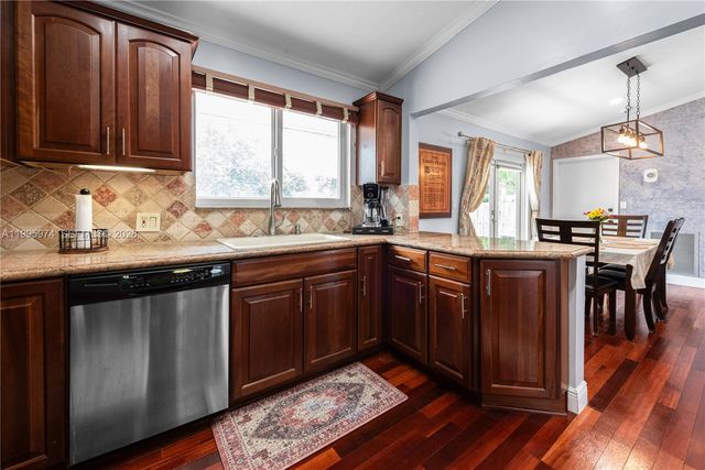 670 NW 16th St 670, Homestead, FL 33030