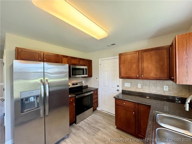 2132 Yellowbrick Drive, Fayetteville, NC 28314