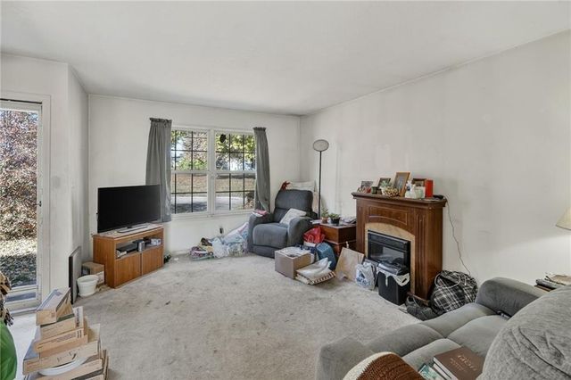 3715 N Euclid Avenue, Kansas City, MO 64116