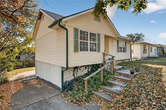 3715 N Euclid Avenue, Kansas City, MO 64116