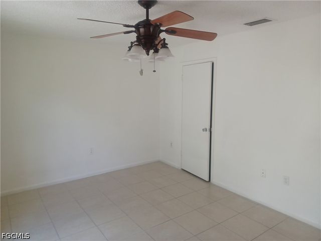 4808 Lucaya DR 3, Cape Coral, FL 33904