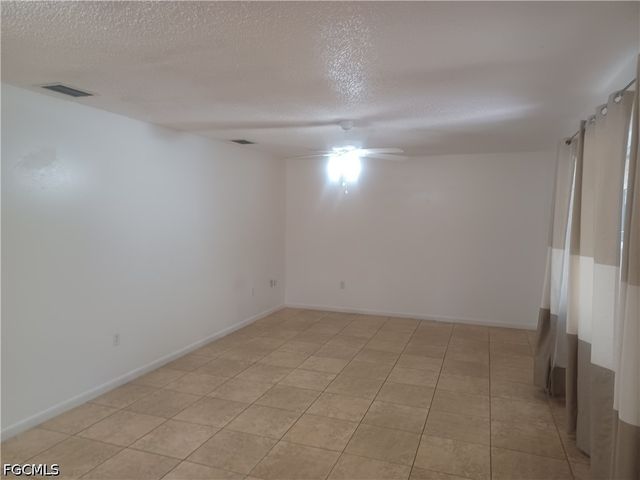 4808 Lucaya DR 3, Cape Coral, FL 33904