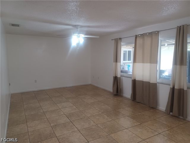 4808 Lucaya DR 3, Cape Coral, FL 33904