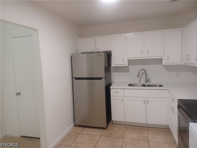 4808 Lucaya DR 3, Cape Coral, FL 33904