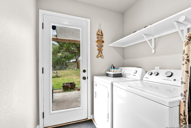 2319 Westview, Canyon Lake, TX 78133