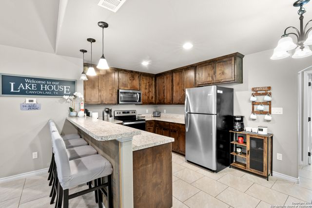 2319 Westview, Canyon Lake, TX 78133