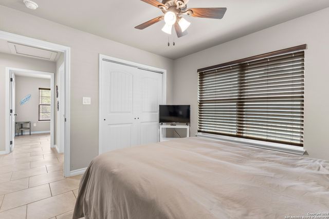 2319 Westview, Canyon Lake, TX 78133