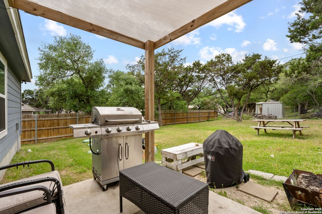 2319 Westview, Canyon Lake, TX 78133