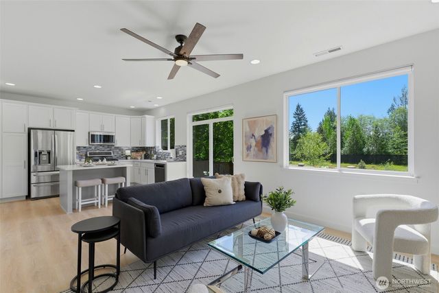 11208 Borgen Loop, Gig Harbor, WA 98332