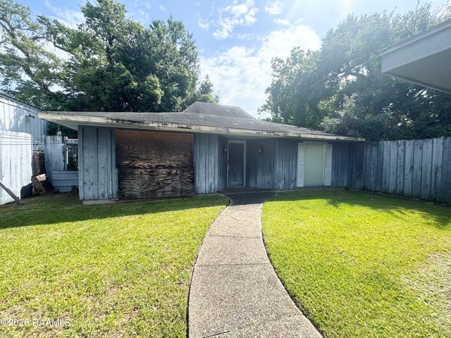912 W Main Street, New Iberia, LA 70560