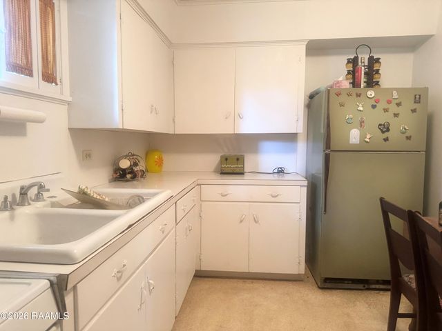 912 W Main Street, New Iberia, LA 70560