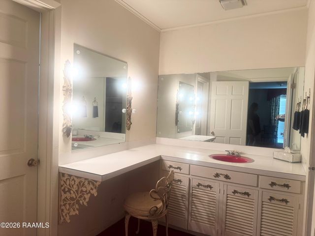912 W Main Street, New Iberia, LA 70560