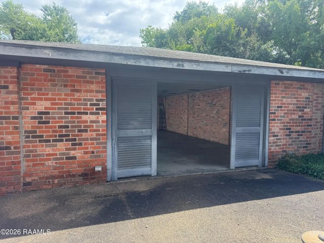 912 W Main Street, New Iberia, LA 70560