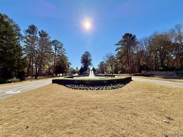 9525 HELMSLEY Circle, Montgomery, AL 36117