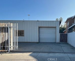 1724 W 2nd Street, Santa Ana, CA 92703