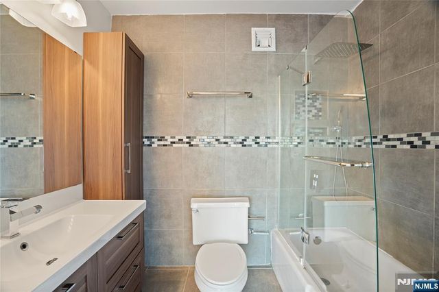 6 Horizon Road 201, Fort Lee, NJ 07024