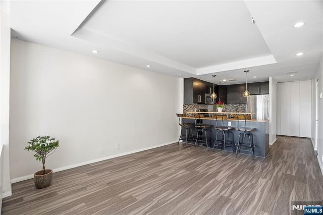 6 Horizon Road 201, Fort Lee, NJ 07024