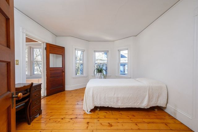 10 Brookside Park, Milton, MA 02186