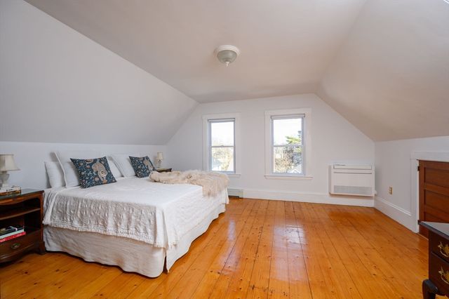 10 Brookside Park, Milton, MA 02186