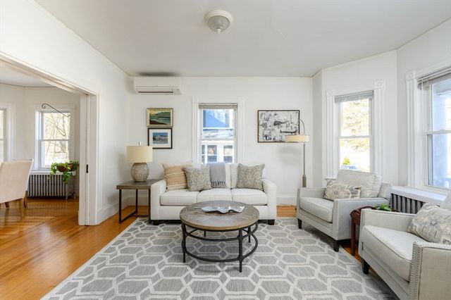 10 Brookside Park, Milton, MA 02186