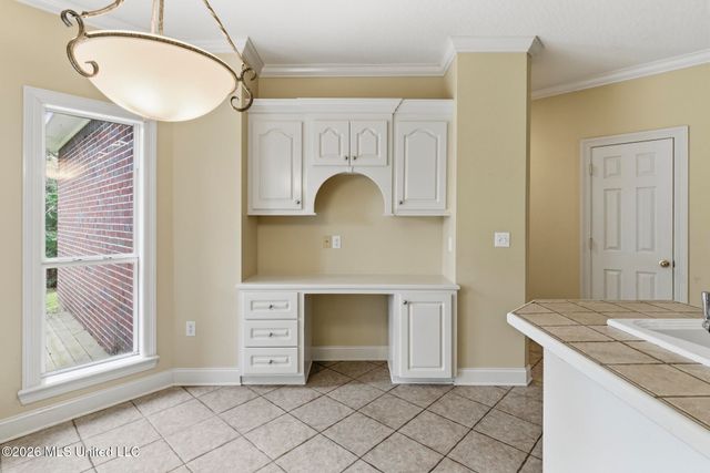 210 Whistlers Way, Hattiesburg, MS 39402