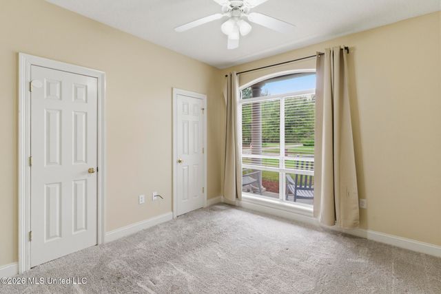 210 Whistlers Way, Hattiesburg, MS 39402