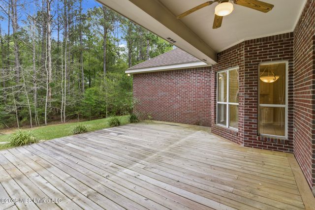 210 Whistlers Way, Hattiesburg, MS 39402