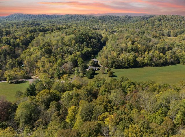 3515 Mitchellsburg Knob Road, Parksville, KY 40464