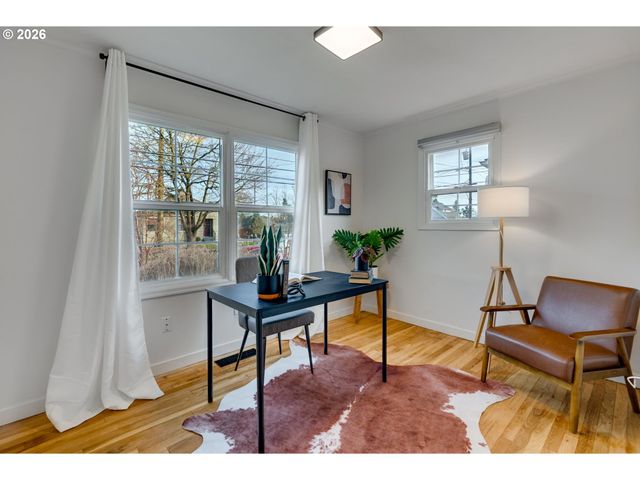 1215 Ne 79TH Ave, Portland, OR 97213