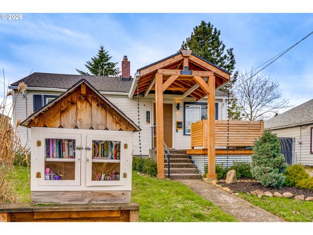 1215 Ne 79TH Ave, Portland, OR 97213
