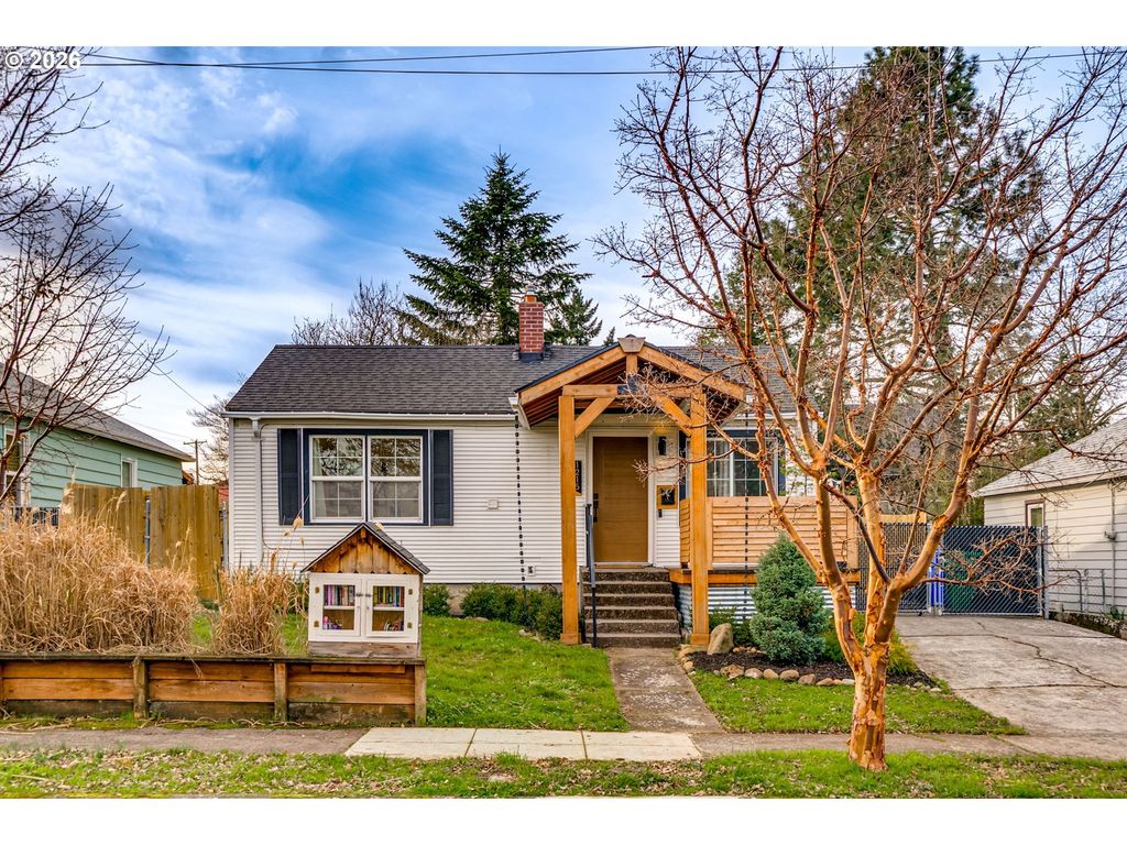 1215 Ne 79TH Ave, Portland, OR 97213