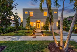 2240 SW 13th Street, Miami, FL 33145