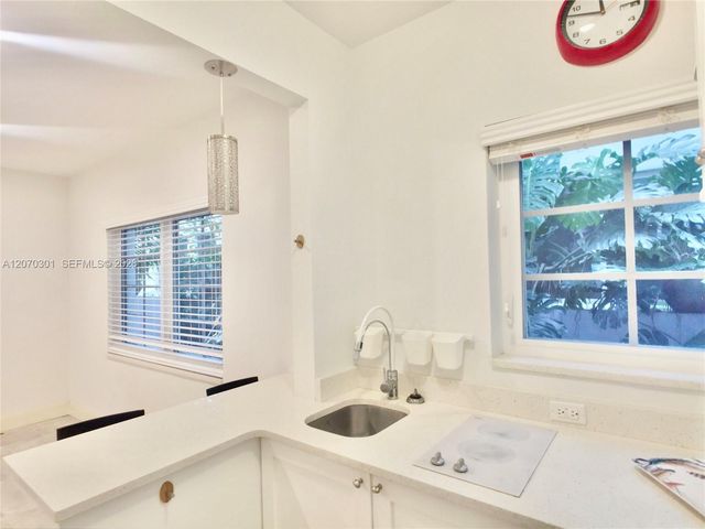 260 Euclid Avenue 4, Miami Beach, FL 33139