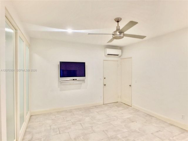 260 Euclid Avenue 4, Miami Beach, FL 33139