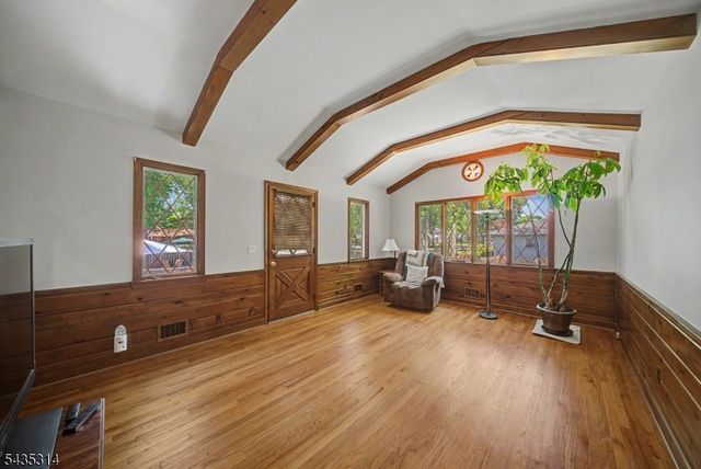 6 Hilltop Ave, Clark Twp., NJ 07066