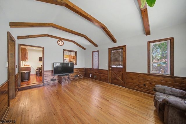 6 Hilltop Ave, Clark Twp., NJ 07066
