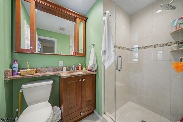 6 Hilltop Ave, Clark Twp., NJ 07066