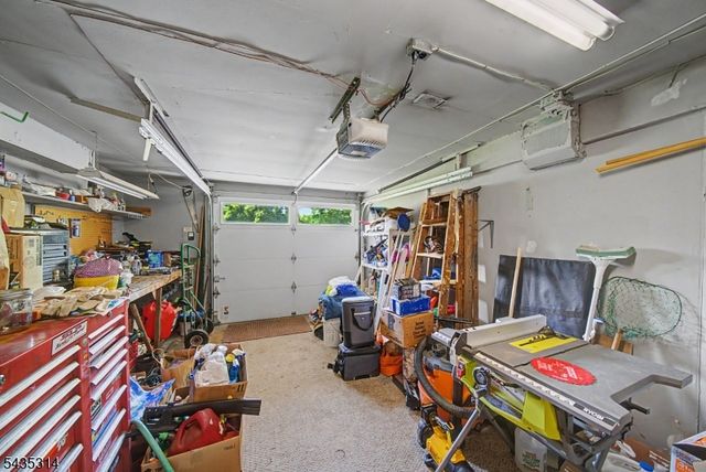 6 Hilltop Ave, Clark Twp., NJ 07066