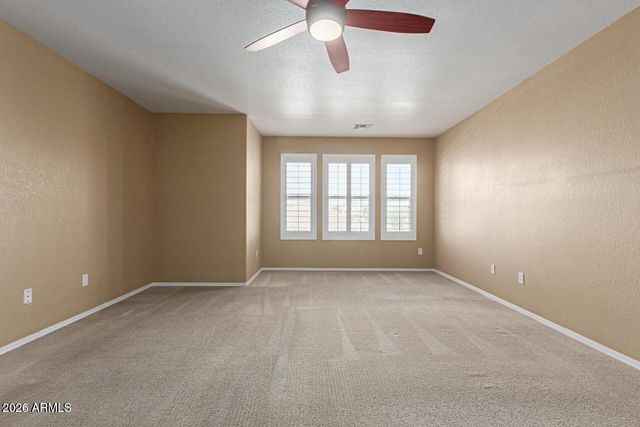 990 E DORIS Street, Avondale, AZ 85323