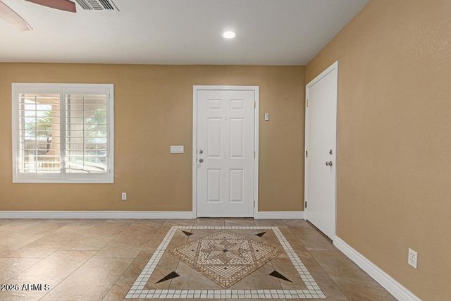 990 E DORIS Street, Avondale, AZ 85323