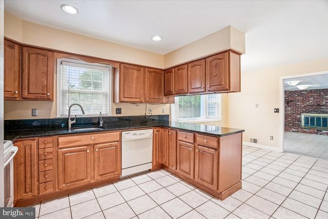 1913 HOPEFIELD RD, Silver Spring, MD 20905