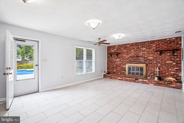 1913 HOPEFIELD RD, Silver Spring, MD 20905