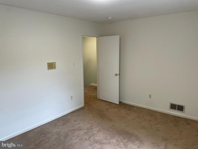 1913 HOPEFIELD RD, Silver Spring, MD 20905