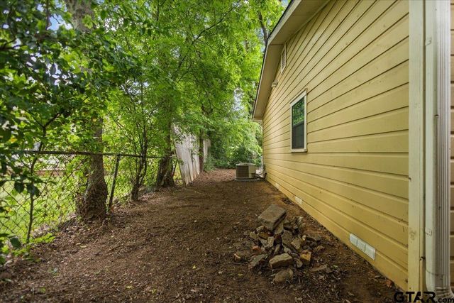 311 S Palmer Ave, Tyler, TX 75702
