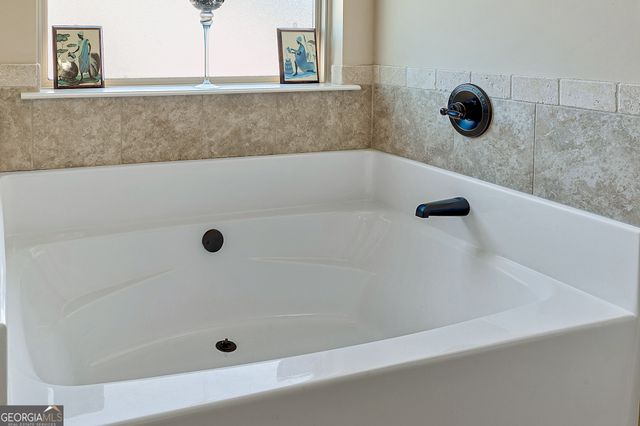 4103 Potomac Walk Court, Loganville, GA 30052