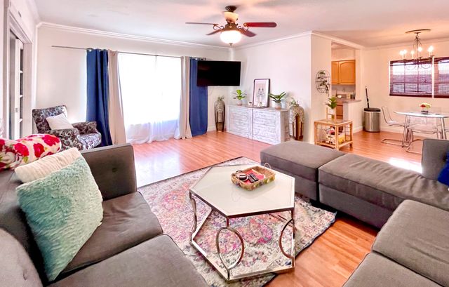 513 SW 17th Street, Fort Lauderdale, FL 33315