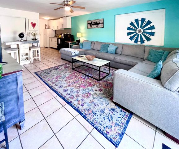 513 SW 17th Street, Fort Lauderdale, FL 33315