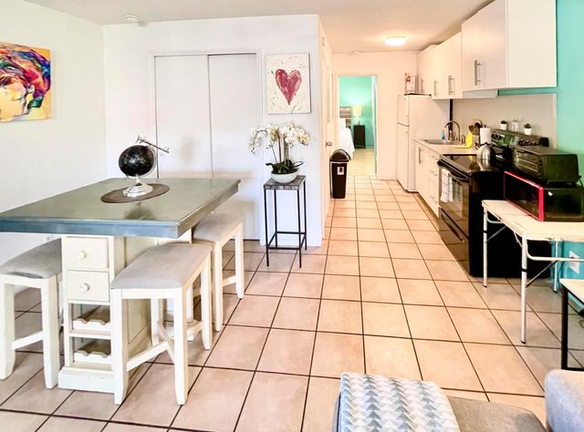 513 SW 17th Street, Fort Lauderdale, FL 33315